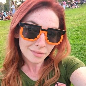 Meet your Posher, Emilie